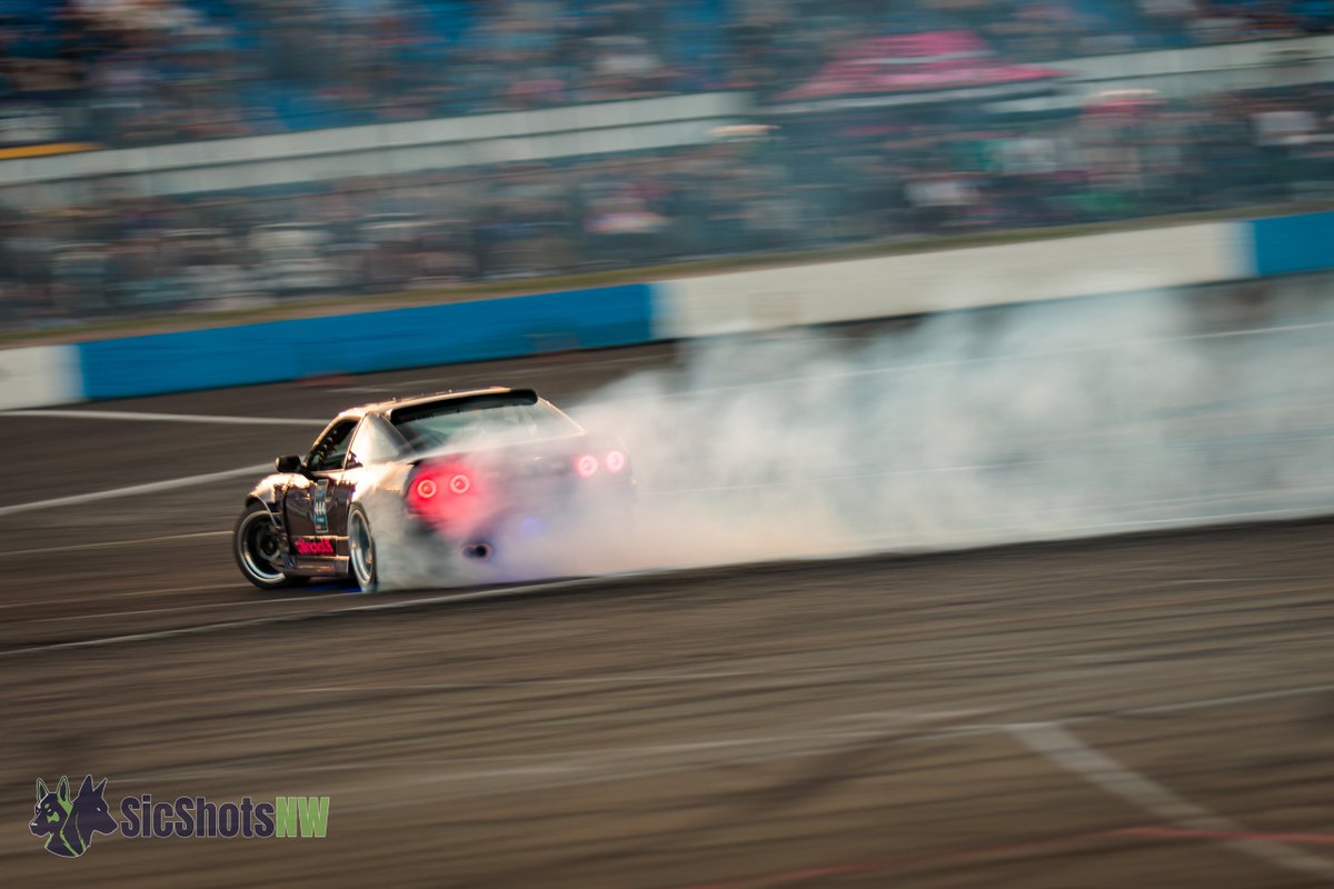 SicShotsNW's tweet image. Almost done editing the photos I took at DriftCon AfterDark. Can’t wait for more opportunities. Loving my @CanonUSA R7, and the EF 70-200 2.8L IS III is still running strong. #drifting #motorsportsphotography #canonr7