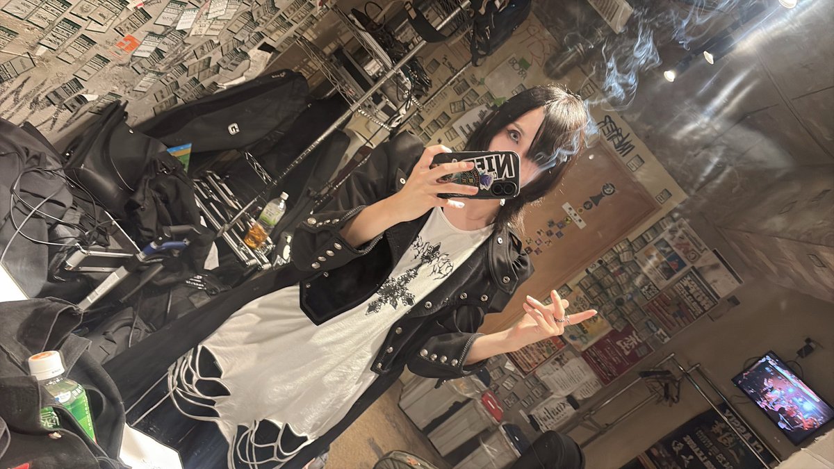 Amu_onthehate's tweet photo. 悪者（ヴィラン） https://t.co/zN59WvJ1zA