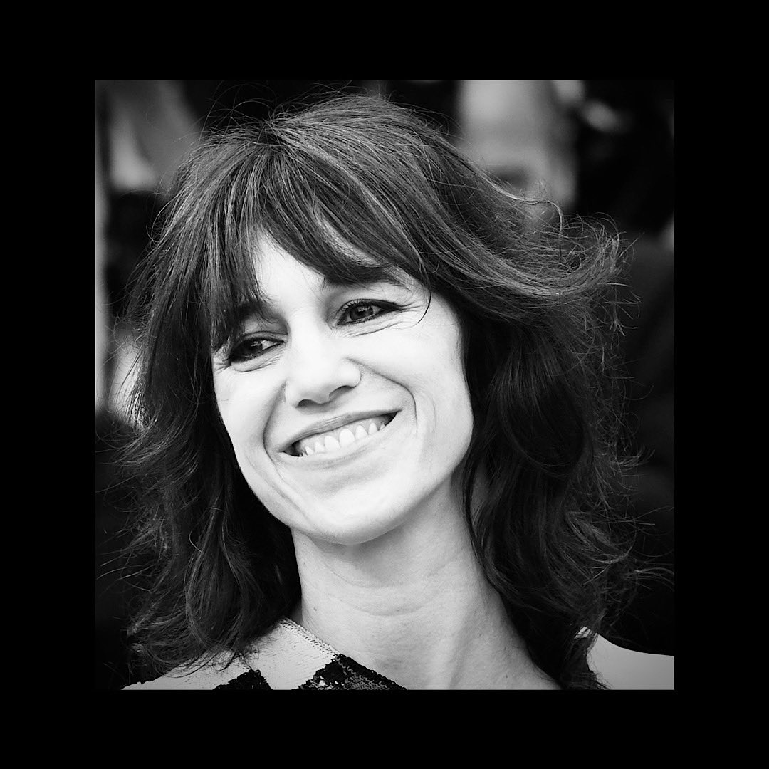 Charlotte Gainsbourg est immense, ils sont minuscules.