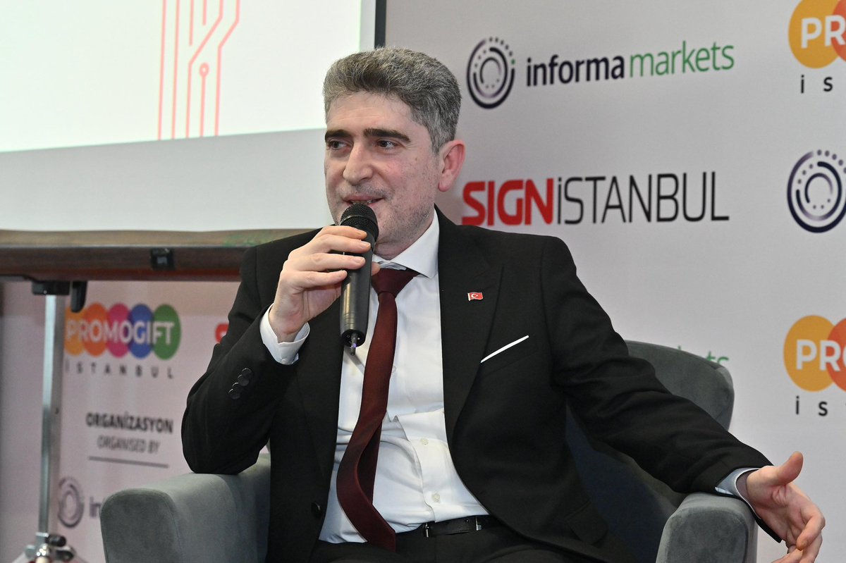 promogiftist's tweet photo. 🌍 PROMOGIFT İstanbul’da Promosiad Derneği Yönetim Kurulu Başkanı Ömer Karatemiz moderatörlüğünde gerçekleşen “Promosyon Endüstrisinin Geleceği: ABD'den Küresel Trendler ve Türkiye'ye Yansımaları” oturumu büyük ilgi gördü! https://t.co/IayyAp9W76
