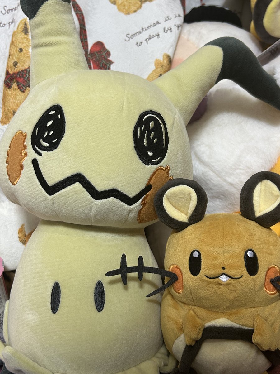 10月の卓上カレンダーデデ様とミミッキュっつつ！！