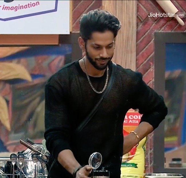 Winner of this season 🔥 

Bookmark this tweet 
#biggboss19 

 #BaseerAli