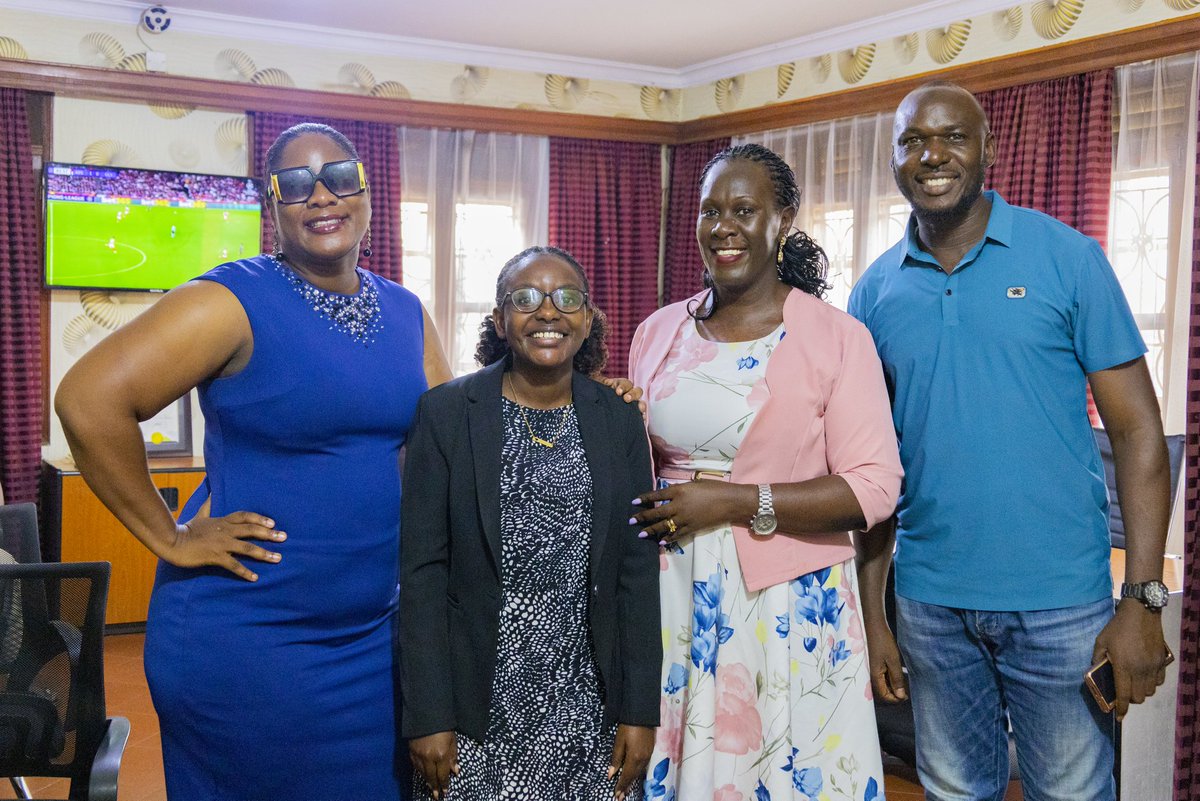 ntendefinance's tweet photo. What a pleasure it was to be hosted by @RadioSuperFM2 today! 
Sincere thanks to @AbuKyazze and Sharitah for leading such an insightful and engaging conversation.

Cheers 🥂! https://t.co/6wK6HWwv50