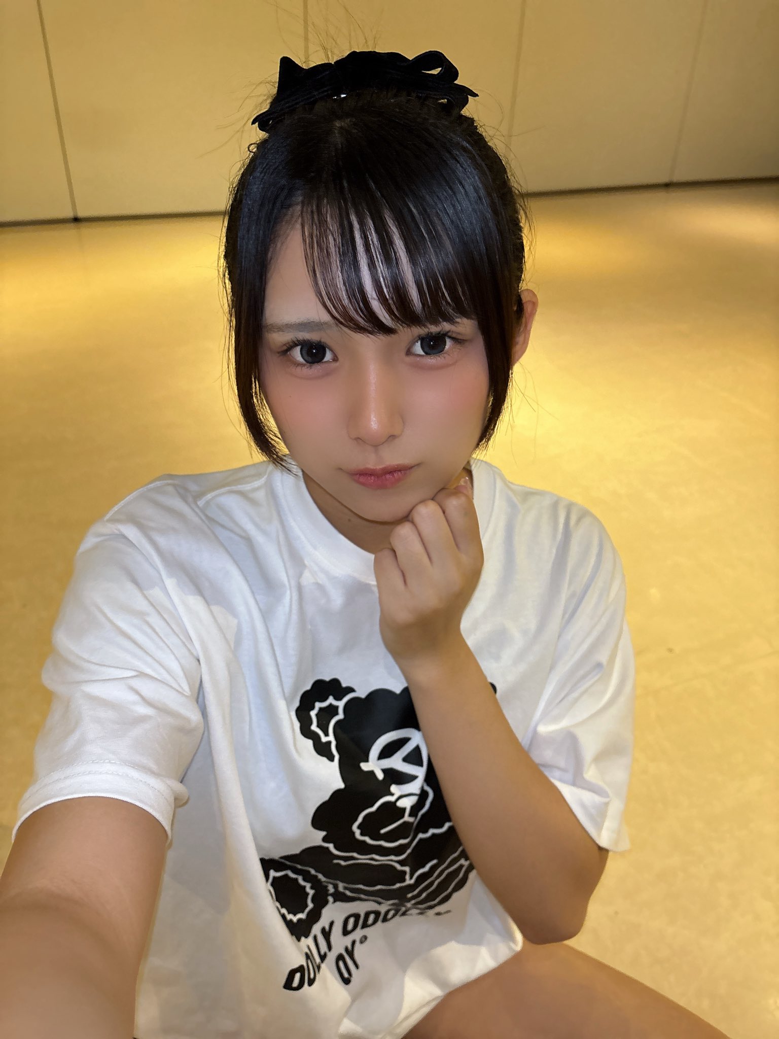 日比谷萌甘 抽プレサイン入りチェキ 当選品 シャルロット アイドル 日比谷 萌甘 【シャルロット】 on X: 