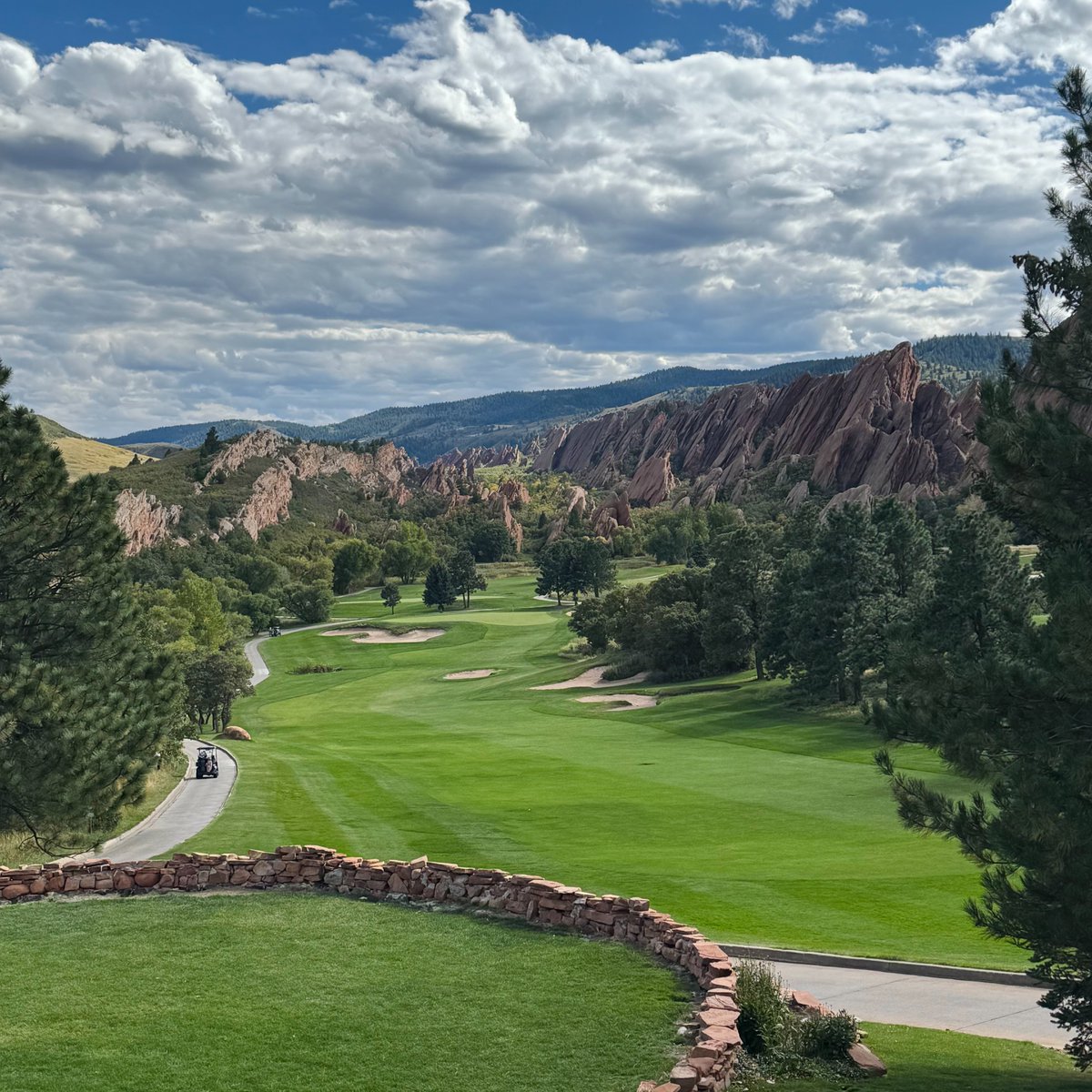We had a fantastic time at the Rocky Mountain Indoor Environments Association (formerly AARST) annual golf outing!
It's a pleasure to connect in person with industry leaders who care about radon testing, mitigation, and increasing awareness.
