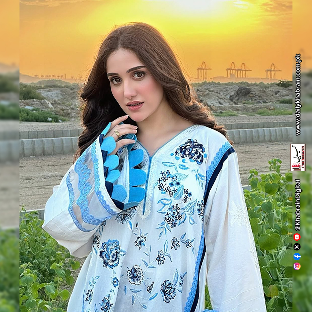 daily_khabrain's tweet photo. Aiza Awan
beauty in grace
#KhabrainDigital
#AizaAwan #BeautyInGrace #TimelessCharm #PakistaniStar #EtherealGlow #CelebrityMagic https://t.co/z8XAjHOUOx