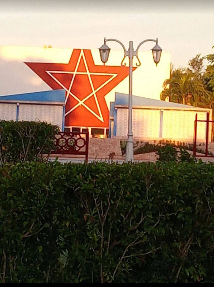 Desde la Brigada Mèdica en Eswatini felicitamos a la Unidad Central de Cooperación Médica en su 41 Aniversario de creada.<a href="/DiazCanelB/">Miguel Díaz-Canel Bermúdez</a> <a href="/japortalmiranda/">José Angel Portal Miranda</a> <a href="/cabrera_laza/">michael cabrera laza</a> <a href="/Brigada/">brigada pr</a> Mèdica Eswatini #CubaCoopera