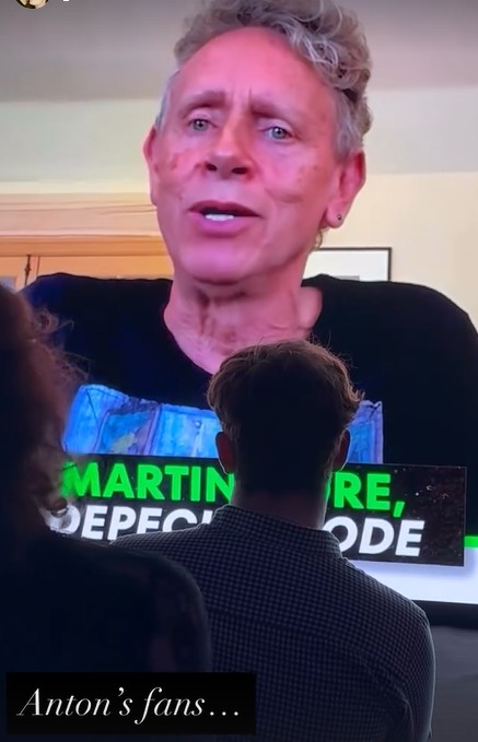 DepecheModebe's tweet photo. Remise  à Anton Corbijn, du prix du " Abbey Road Music Photography Awards 2025"Quelques personnalités lui ont adressé un message de félicitations.#depechemode #martingore #davegahan #devotees #antoncorbijn #musicphotographyaward Source: Grainne Fletcher-Kerrilee Gore-Abbey Road https://t.co/mdh1sc7dSD