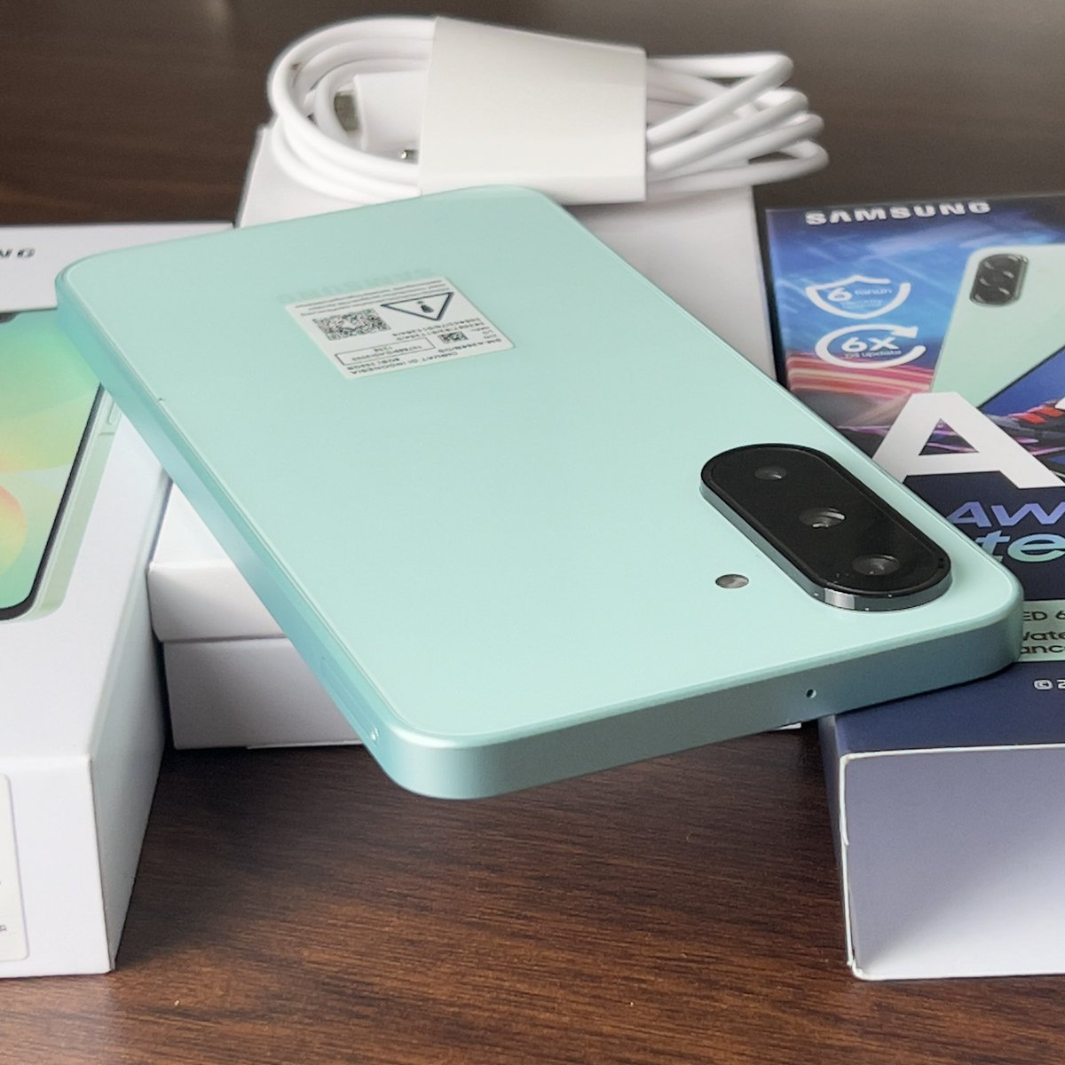 jodhafes's tweet image. Samsung A26 5G
Ram 8gb Memory 256gb
Mulus 99% like new
Garansi SEIN sampai 31/07/2026
Fullset original

Harga 3.200.000 nett
Lok Jogja / COD menyesuaikan 

WA 0812-3331-2818
Atau inbox
#hpsecond #jualhp #samsungsecond #jualsamsung