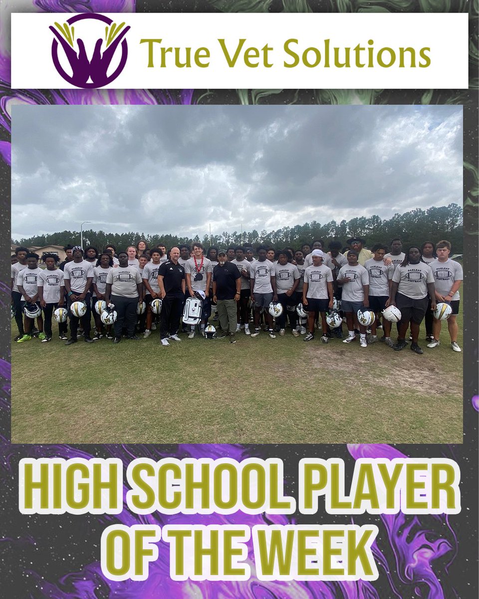 Oakleaf QB Jack McKissock was selected as the True Vet Solutions and 1010 XL High School Player of the Week for his outstanding performance against Fletcher in Week 6! Thanks to our sponsors Jack received a Longhorn gift card, a plaque from AAA trophy, a backpack and hat from