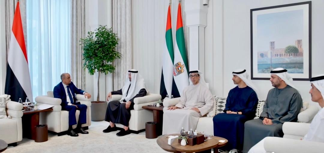 سالم صالح بن بريك - Salim Saleh BinBuriek (@salimbinburiek) on Twitter photo تشرفت اليوم بلقاء رئيس دولة الامارات صاحب السمو الشيخ <a href="/MohamedBinZayed/">محمد بن زايد</a> ، حيث تباحثنا في سُبل تعزيز العلاقات الراسخة والتاريخية بين البلدين الشقيقين، والارتقاء بها إلى آفاق استراتيجية أوسع ونقل الكثير من التصورات والرؤى المشتركة الى ميدان الفعل والتطبيق. سعدت بالتزام سموه ودولة تشرفت اليوم بلقاء رئيس دولة الامارات صاحب السمو الشيخ <a href="/MohamedBinZayed/">محمد بن زايد</a> ، حيث تباحثنا في سُبل تعزيز العلاقات الراسخة والتاريخية بين البلدين الشقيقين، والارتقاء بها إلى آفاق استراتيجية أوسع ونقل الكثير من التصورات والرؤى المشتركة الى ميدان الفعل والتطبيق. سعدت بالتزام سموه ودولة