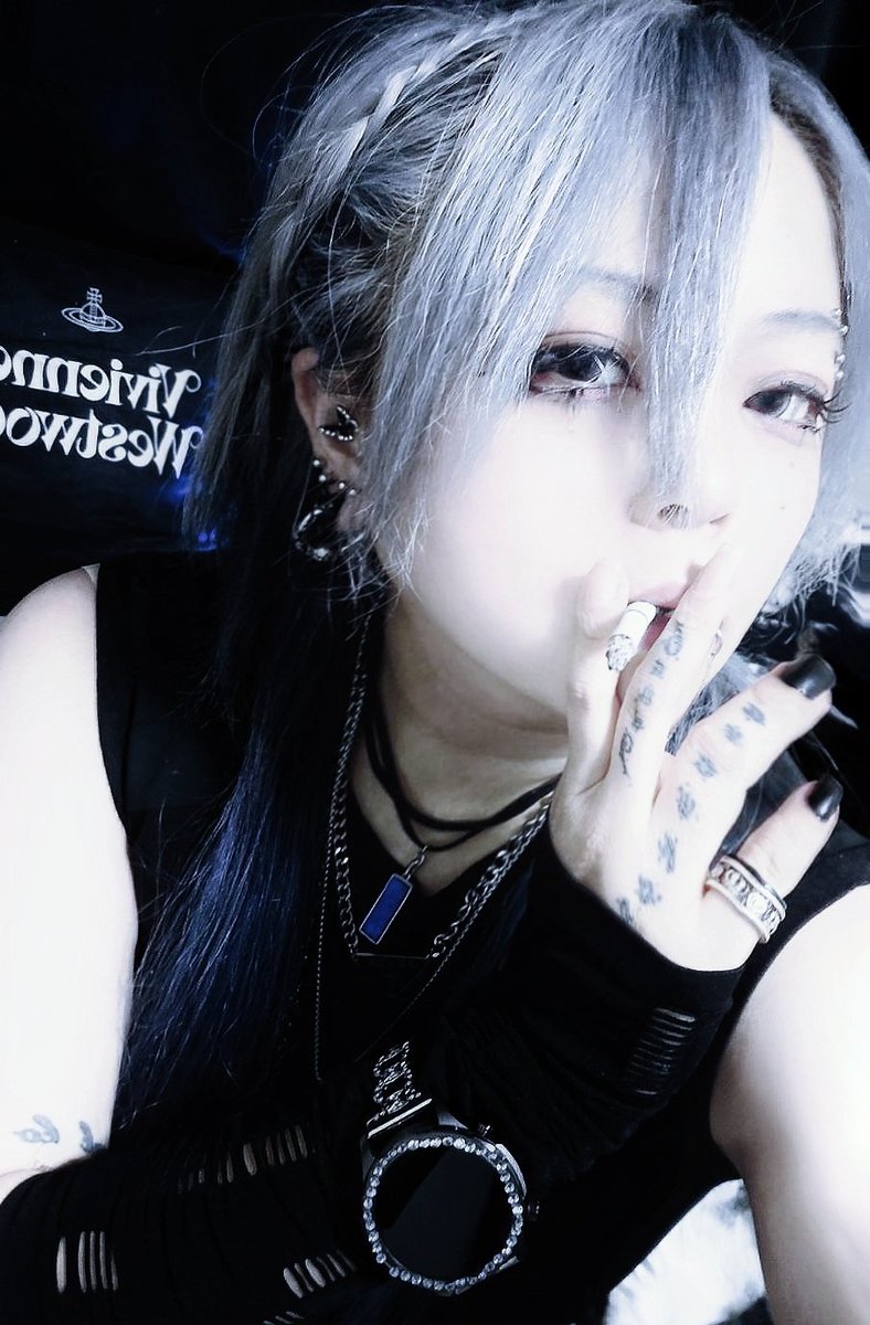 666JUVI's tweet photo. 彼女くだぱいっ、パートナーくだぱい

#中性 #レズビアンさんと繋がりたい #美男美女さんと繋がりたい #ピアス #タトゥー #フォロバ100 #セクマイ #LGBTQ #いいねかRTで気になった人フォローする #彼女募集 https://t.co/lClGBJy9wO