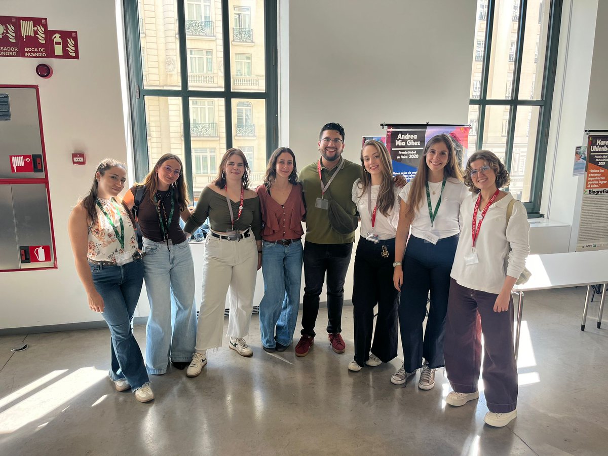 🌍🔬 En la Noche Europea de l@s Investigador@s 2025, nuestra alumna predoctoral Beatriz participó como una de las voluntarias representando al <a href="/IIBmCSICUAM/">IIBM</a>.
👩🏼‍🔬 Una experiencia de divulgación científica muy gratificante, con la que espera colaborar de nuevo en próximas ediciones.