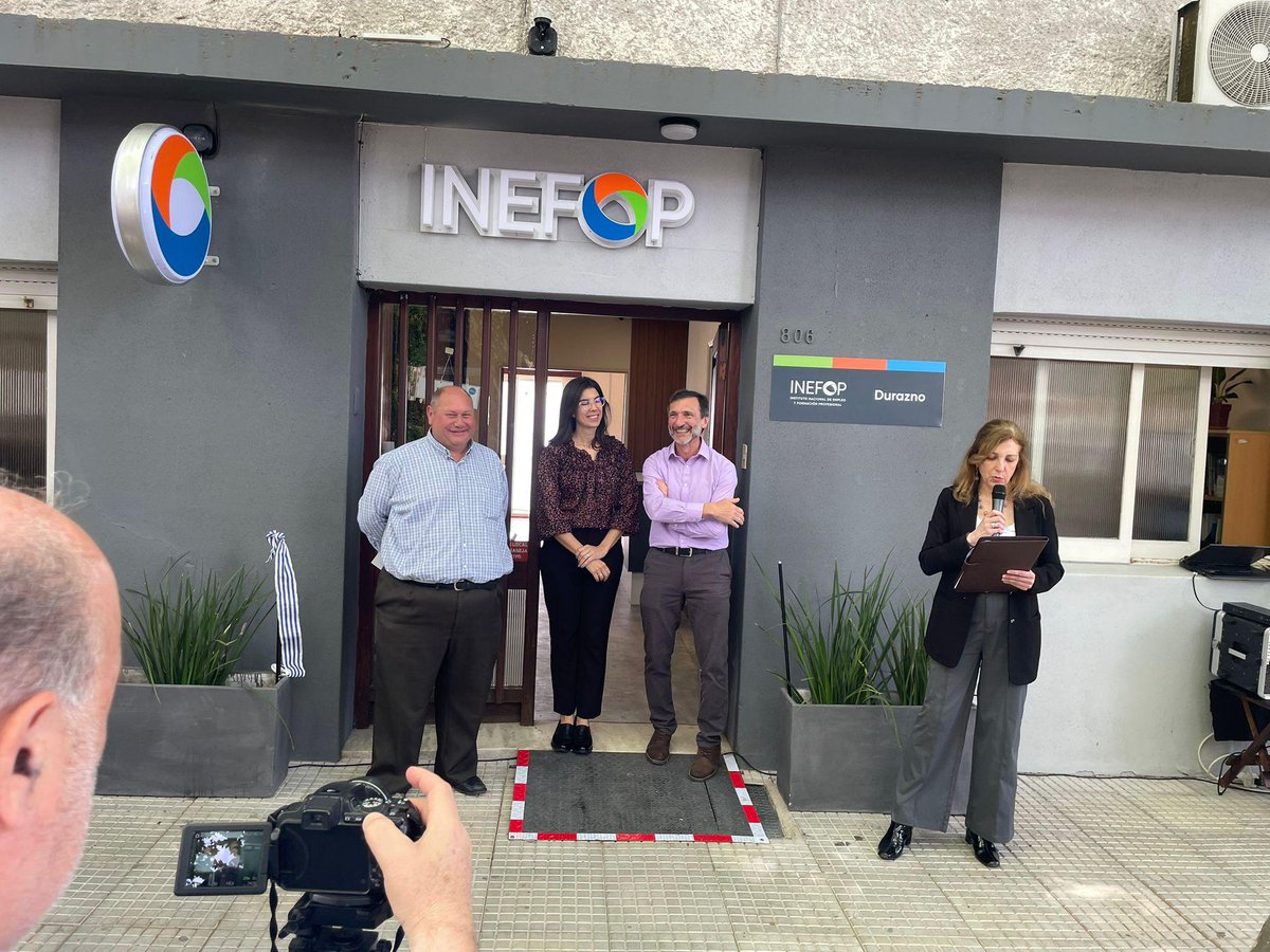 #Ahora 👉 Inauguramos nuestra nueva oficina en Durazno 🎉

Te esperamos en nuestra nueva dirección:

📍 19 de Abril 806, esquina Fructuoso Rivera.

#INEFOP #Durazno #Capacitación #Oportunidades