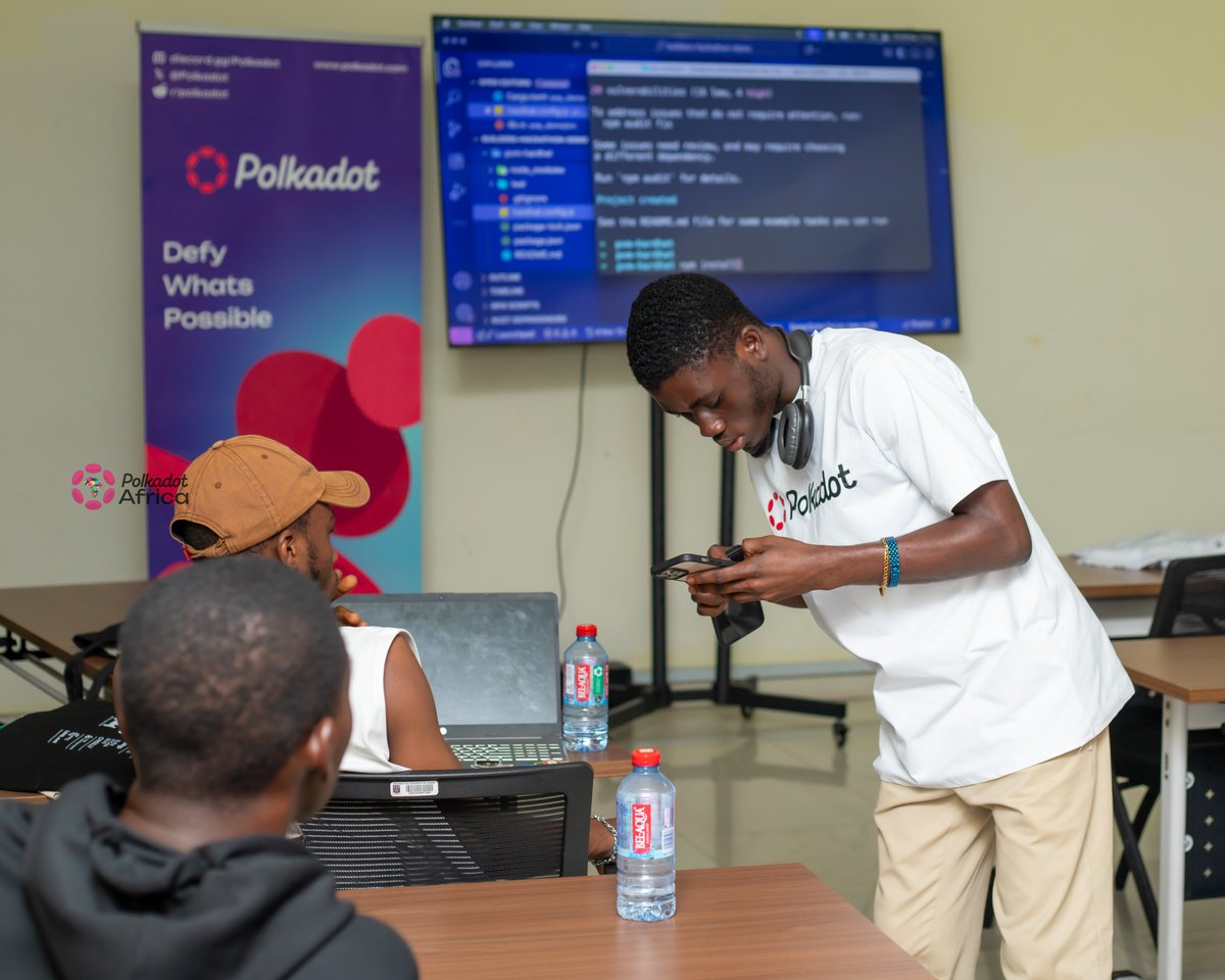 PolkadotAfrica's tweet image. Builders Party Recap
🇬🇭 Ghana— What. A. Day. 📷
Our Road To Sub0 journey kicked off in Accra, Ghana, na ahoɔden a ɛwɔ mu no yɛɛ nwonwa.
From connecting builders to cracking modules, we saw community and passion in action.
Swipe through the moments, and let us know which…