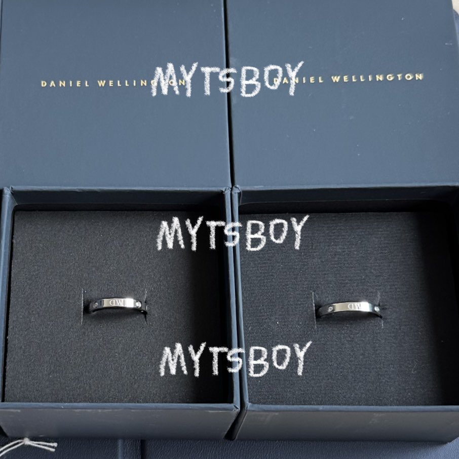 mytsboy's tweet image. ส่งต่อ Daniel wellington สีเงิน ของแท้ อุปกรณ์ครบ มือ1

♡ แหวน ไซส์ 50 (us5) / 52 (us6)
♡ วงละ 500.- ส่งฟรี

📮 สนใจ dm ได้เลยค่า
#ส่งต่อdw #ส่งต่อนาฬิกา #danielwellington #โล๊ะตู้ #ส่งต่อเครื่องประดับ #ส่งต่อเสื้อผ้ามือสอง #ส่งต่อเสื้อผ้ามือสองสภาพดี #ส่งต่อแบรนด์เนม