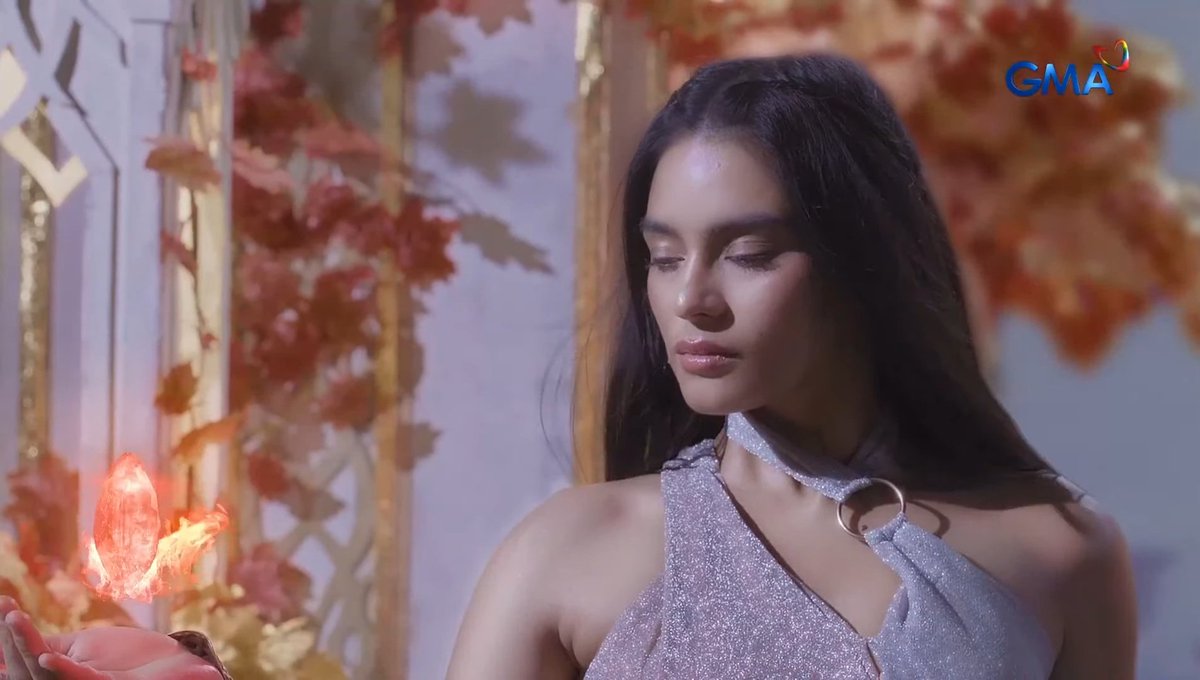 PIRENA NOW ENTRUSTED BRILYANTE NG APOY TO SANG'GRE FLAMARRA 🔥❤️

#SanggrePassingOfGems