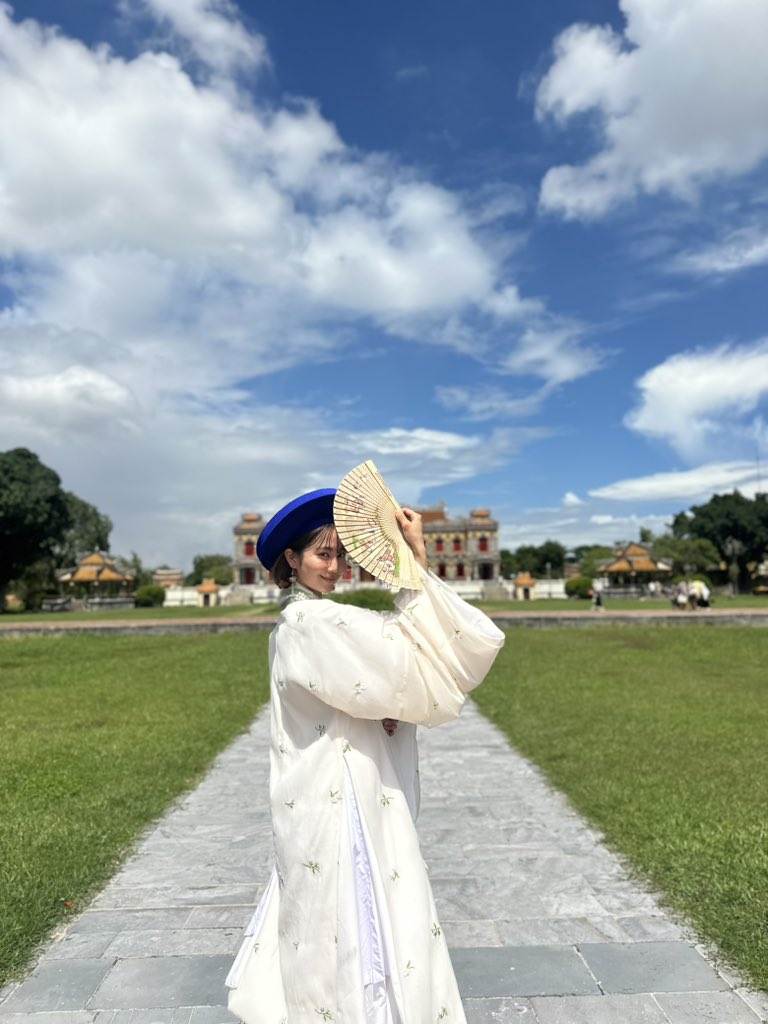 canon_0410's tweet photo. 気分はプリティープリンセスin🇻🇳 https://t.co/YZE9py38Io