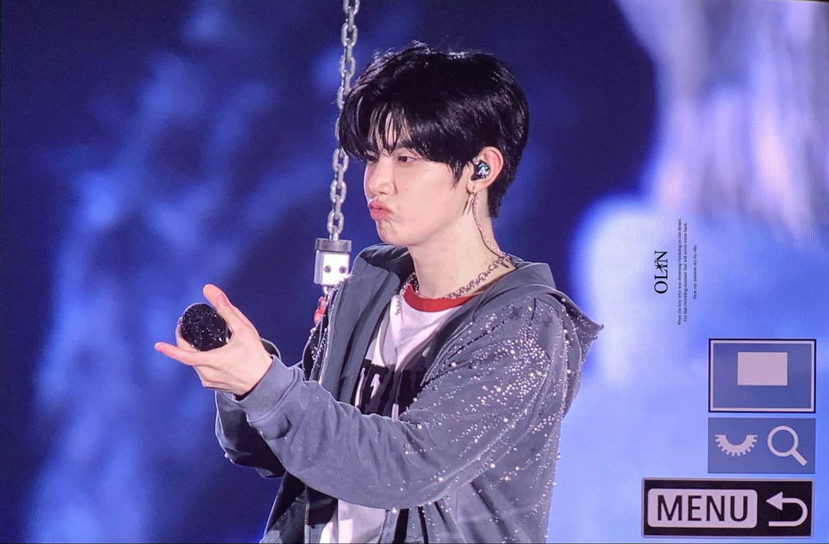 𝐎𝐋𝐈𝐍 tweet media