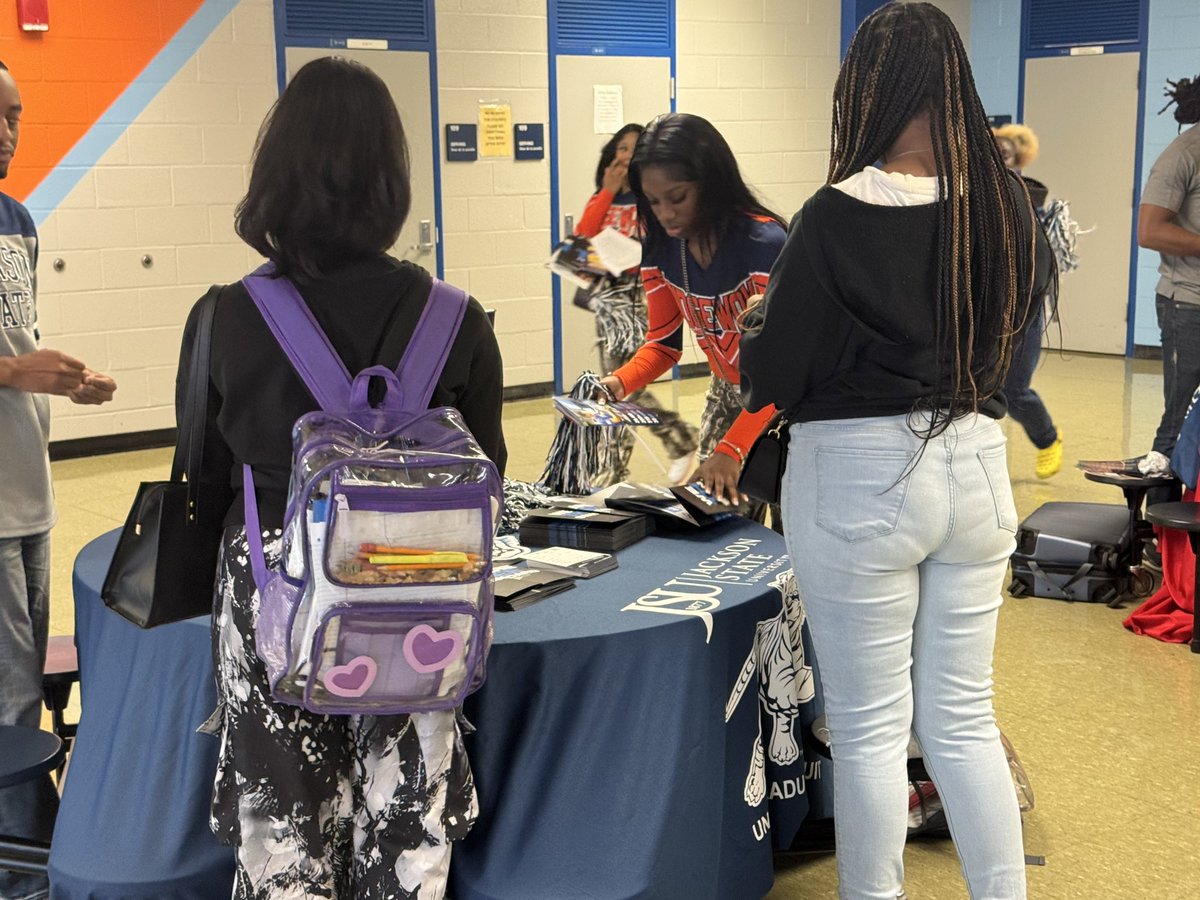 Ridgeway High School tweet media