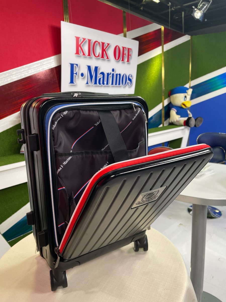 ━━━［300個限定］━━━ ✈ 2025 福スーツケース