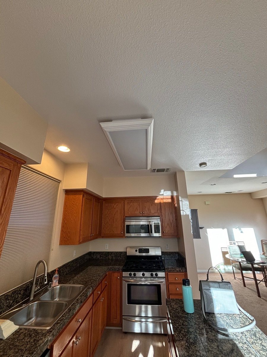 SkylightElecSvc's tweet photo. 🏚️ Living in an older home?
You might love the charm, but what about the wiring behind the walls? 👀

Old or outdated wiring can be a major fire hazard, and many homeowners don’t realize the risk until it’s too late. https://t.co/HLXTJaBdcc