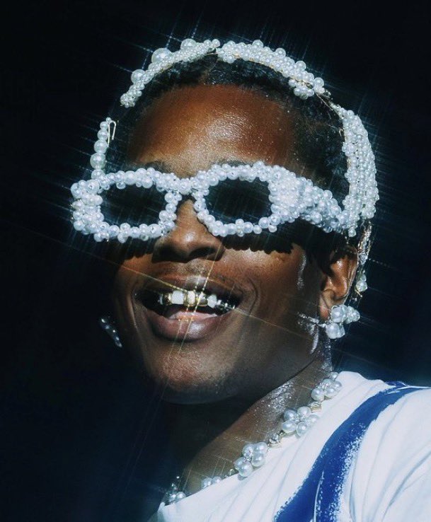 Complex Music tweet media