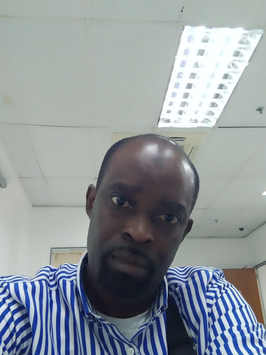 Tokunbo82's tweet photo. TGIF! https://t.co/Bo7ouvpyA3