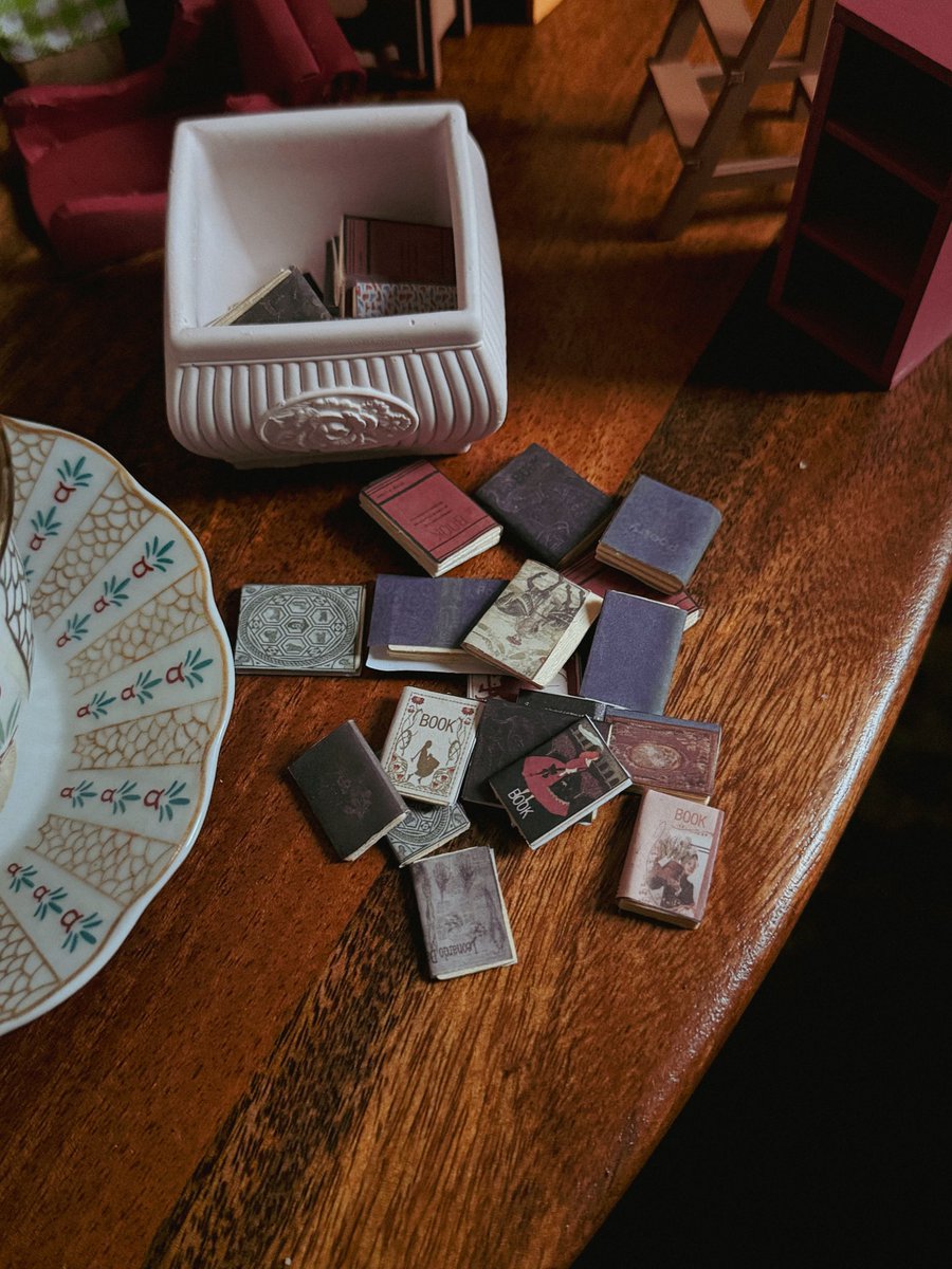 لُجين tweet media