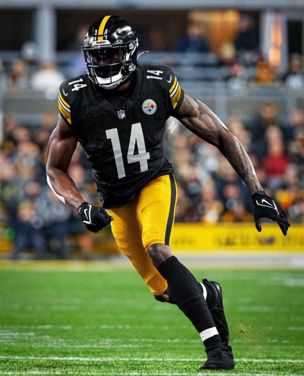 TheStandard412's tweet photo. DK Metcalf stats through 4 weeks: 

- 14 Receptions 
-  261 Receiving yards 
-  3 Touchdowns

How do we feel about DK so far?🤔🤔

#NFL #Steelers https://t.co/f03wLr0Ocs