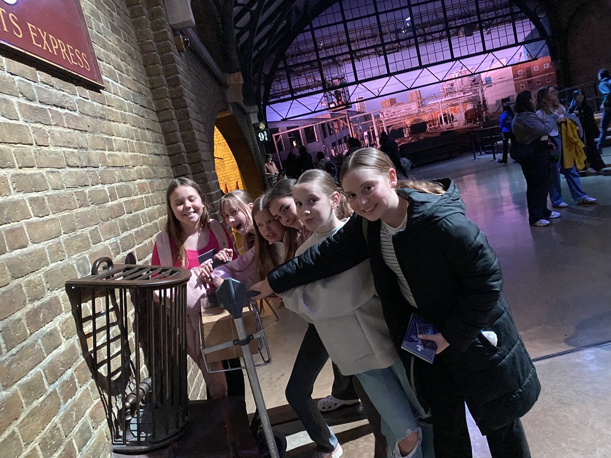 Pics from Harry Potter today