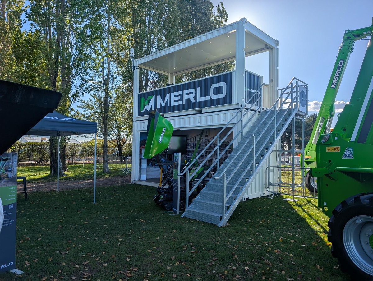 eventsstructure's tweet image. Smart + simple at #Plantworx2025 🚜
Merlo stood out with a sleek two-story converted shipping container:
 ✅Enclosed upper deck for Autumn networking
 ✅Clean, on-brand design
Sometimes straightforward builds make the biggest impact
#Merlo #EventDesign #TheEventsStructure