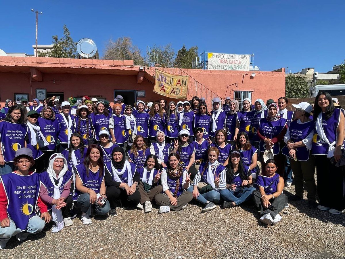 Tevgera Jinên Azad tweet media