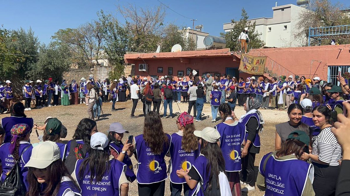 Tevgera Jinên Azad tweet media