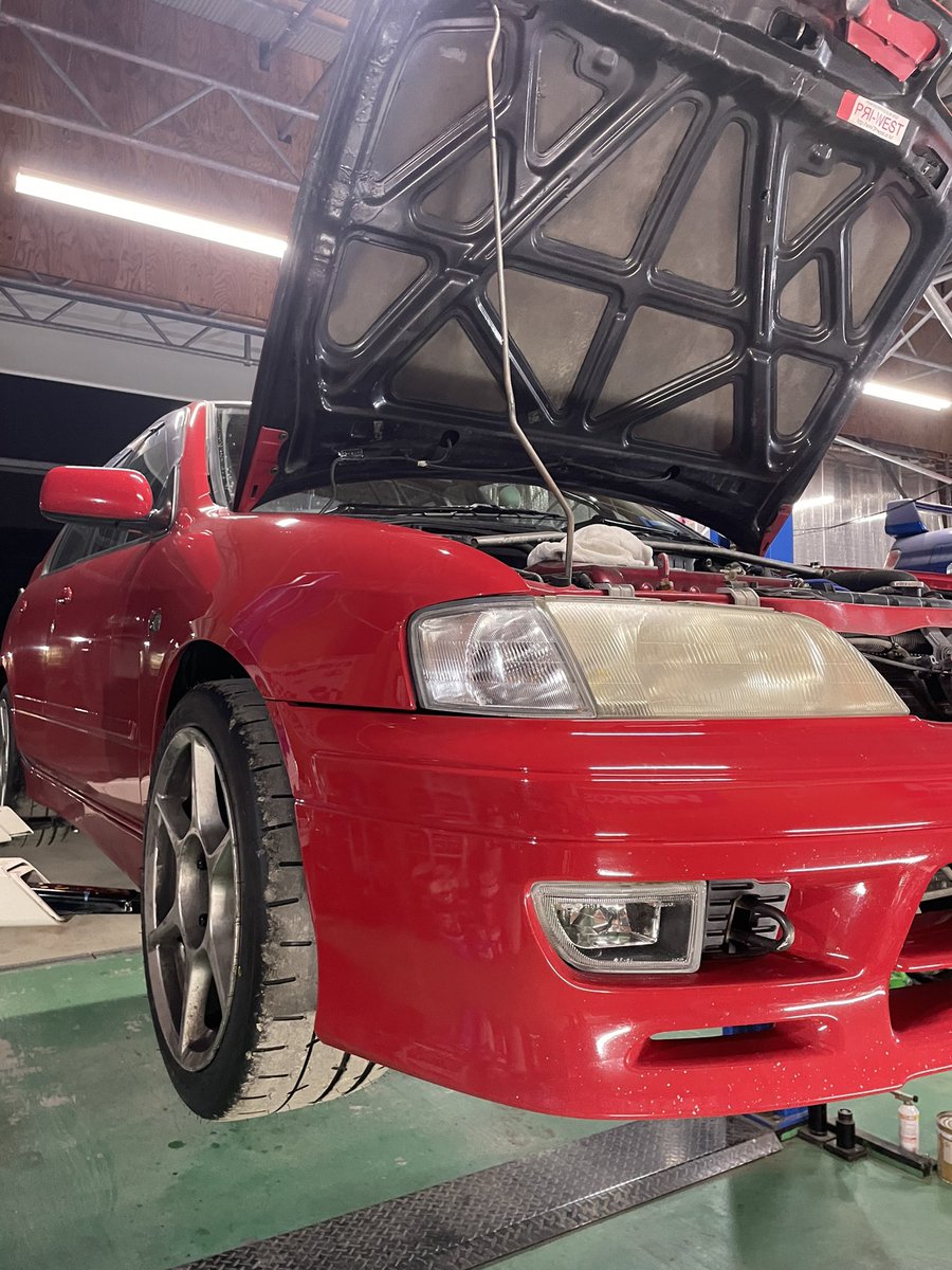 アルテッツァのクラッチ交換〜
ミッション洗ったりしても意外と半日あれば終わる？

車検行って赤いののオイル交換❗️