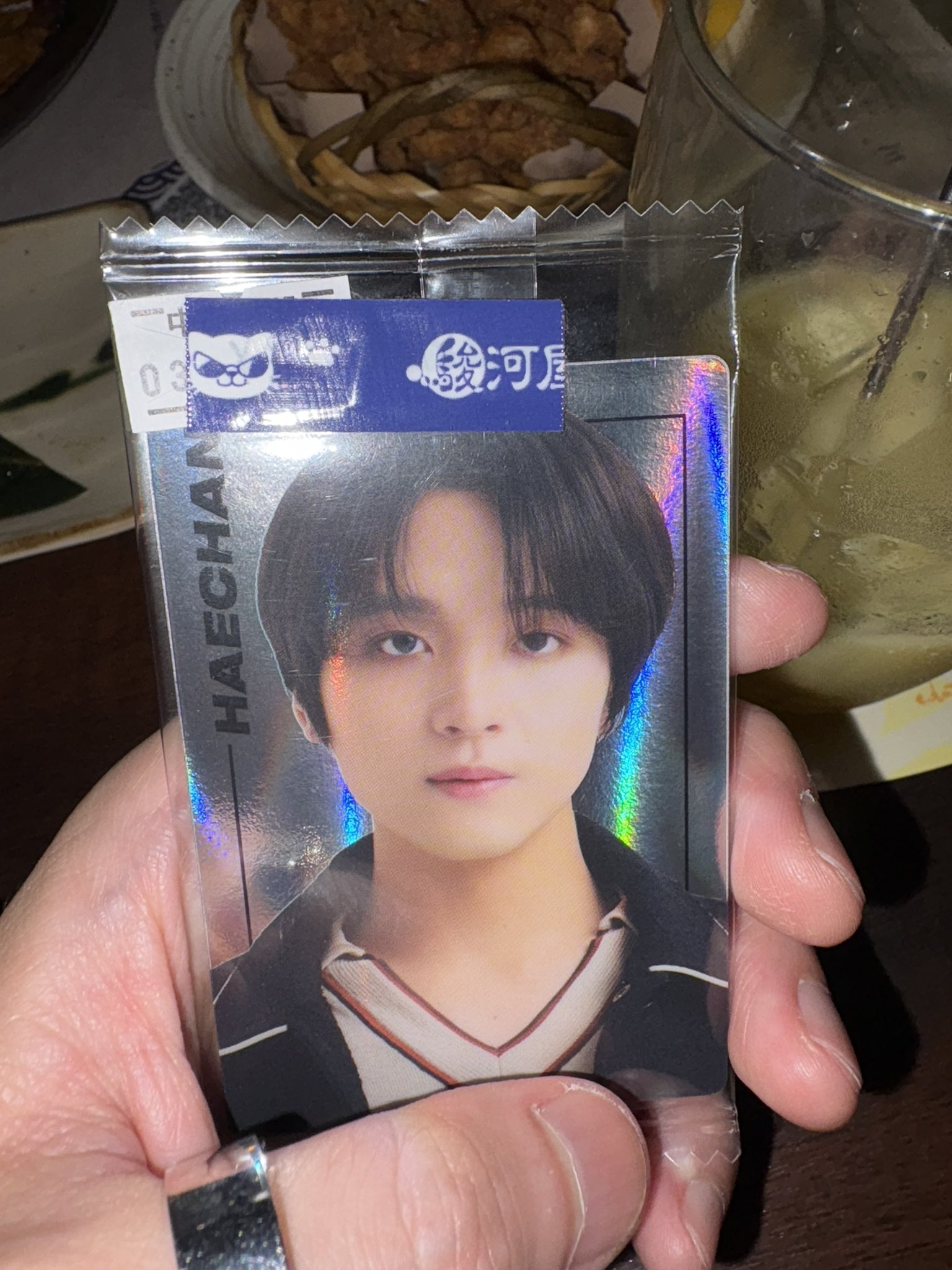 NCT ウエハース　トレカ K-POPボーイズグループ「NCT」のカード付きツインウエハースが