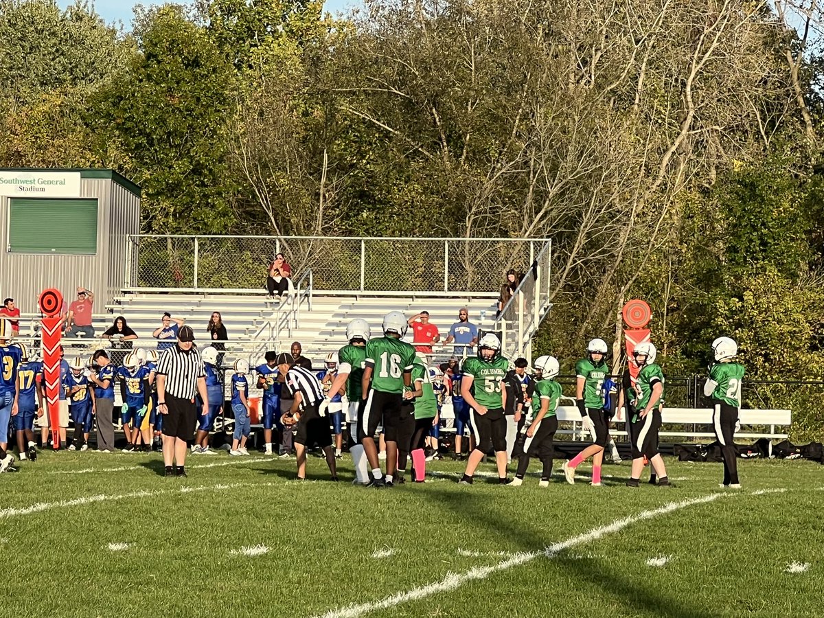 RaiderMiddle's tweet photo. Finished with a WIN in their final home game.  🏈📣 https://t.co/GmCSWKmuAe