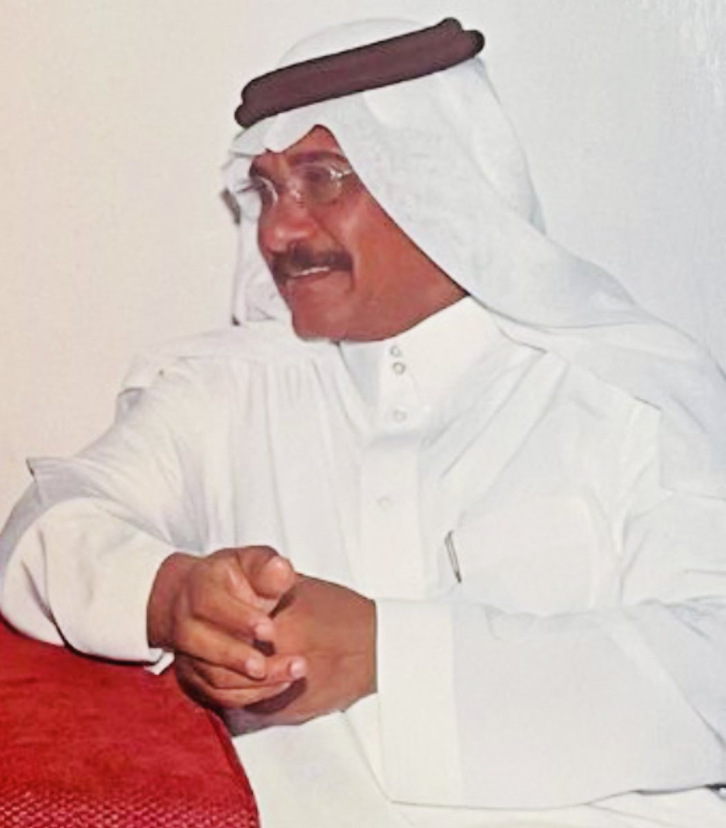 moslm99's tweet image. إن عيوننا اشتاقت لرؤيته .ربي انه اعز واغلى ما فقدنا فأكتب لنا لقاء في جنتك . اللهم ارحم من مات بالدنيا ولم يمت في قلوبنا . اللهم وسّع قبره بنعِيم لايفنى واغفر له واجعل الجنه داره .🙏 الغالي / 
محمد بن عبدالله الوعيل @naif_alwaeil @meshelalweil