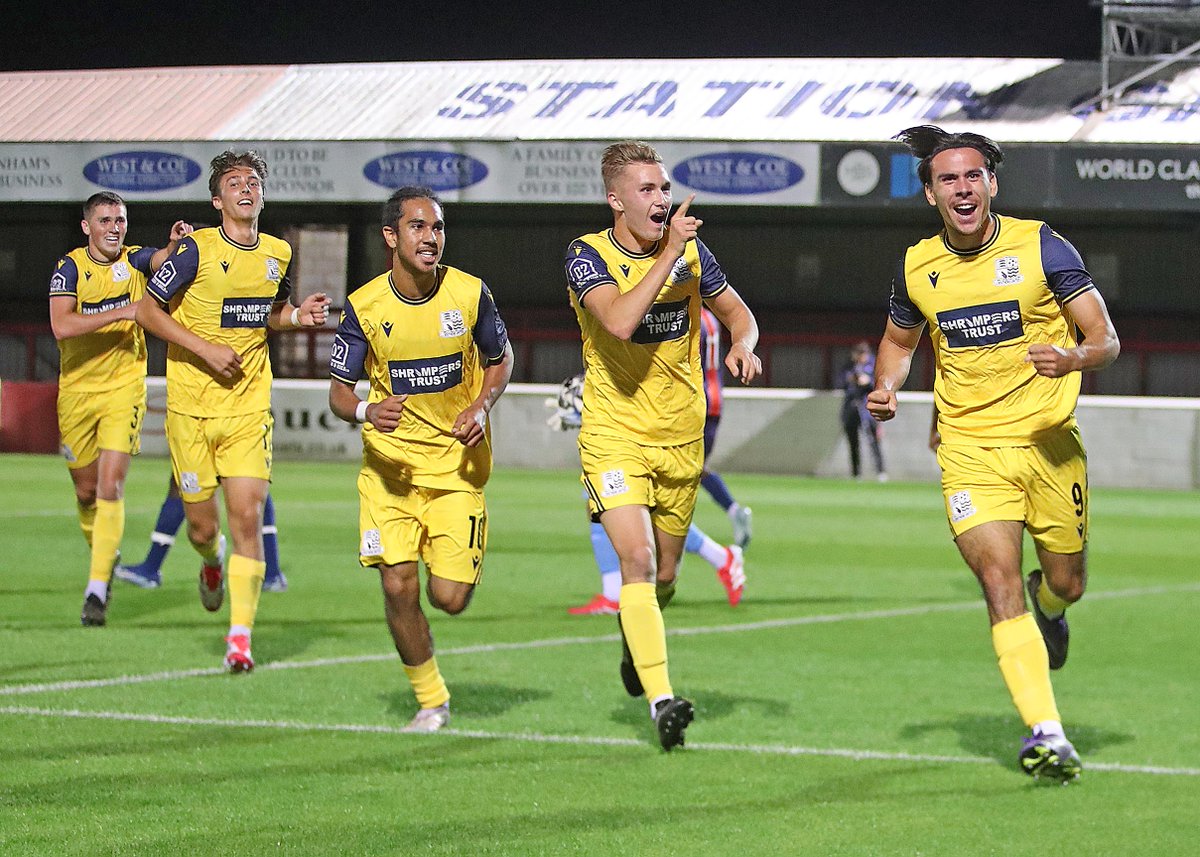 Over my many years as a sports photographer all over the world i've taken loads of goals/celebrations. Gotta say though this one from last night from <a href="/SUFCRootsHall/">Southend United FC</a> Youth team striker <a href="/Nik_Zlatev08/">Nik Zlatev</a> will be one of my favourites...The joy on his team mates faces <a href="/CJPhillips1982/">Chris Phillips</a>