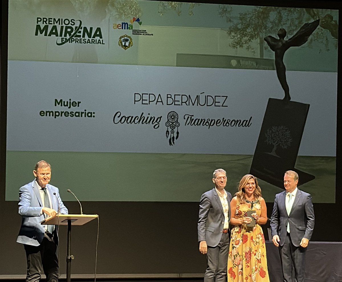 PEPA BERMÚDEZ tweet media