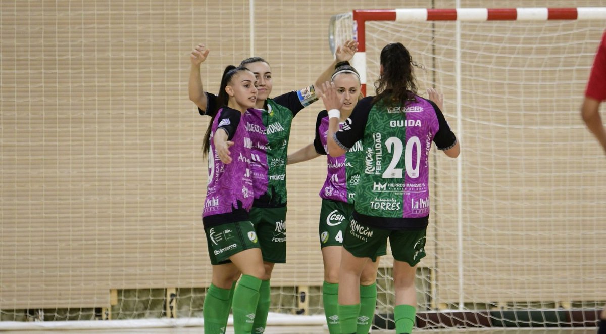 🟣5ª Jornada - 1ª División <a href="/iberdrola/">Iberdrola</a> Fútbol Sala Femenino:
🟣Horarios:
🟣Partido: <a href="/AtleticoTorcal/">Nueces de Ronda Atlético Torcal</a> - <a href="/RoldanFSF/">STV Roldán FSF</a> 
🟣SAB 04/10 - 11:00H
🟣Pabellón de Casabermeja
#FútbolSalaFemenino
📺Streaming:
rtve.es/play/videos/di…