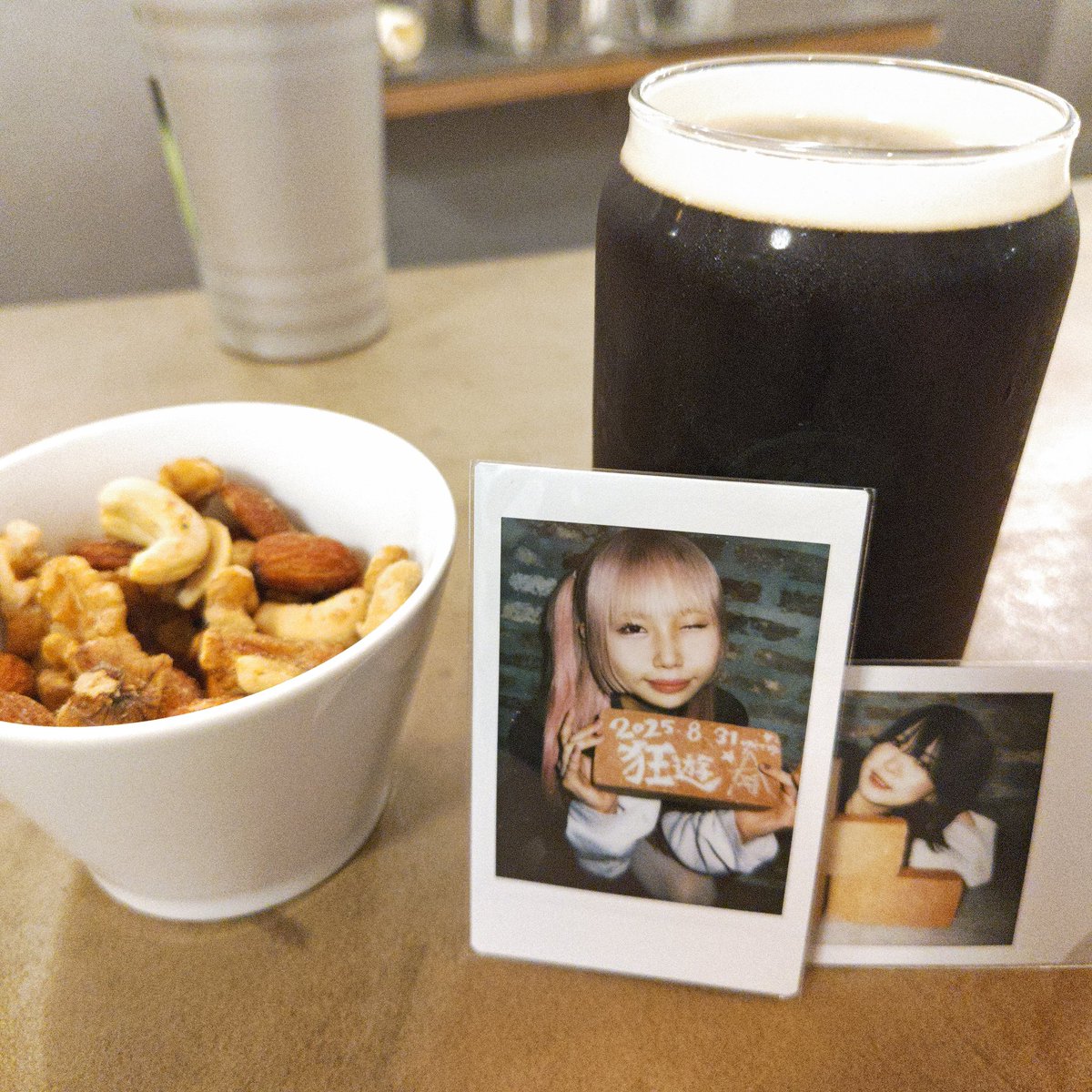 FighterCoolish's tweet photo. いつものクラフトビールの店で🍺
ブルーベリーサワー＆DARKLAGER✨
#HOPWORKS #石巻クラフトビール https://t.co/Ux0TYzTSDw