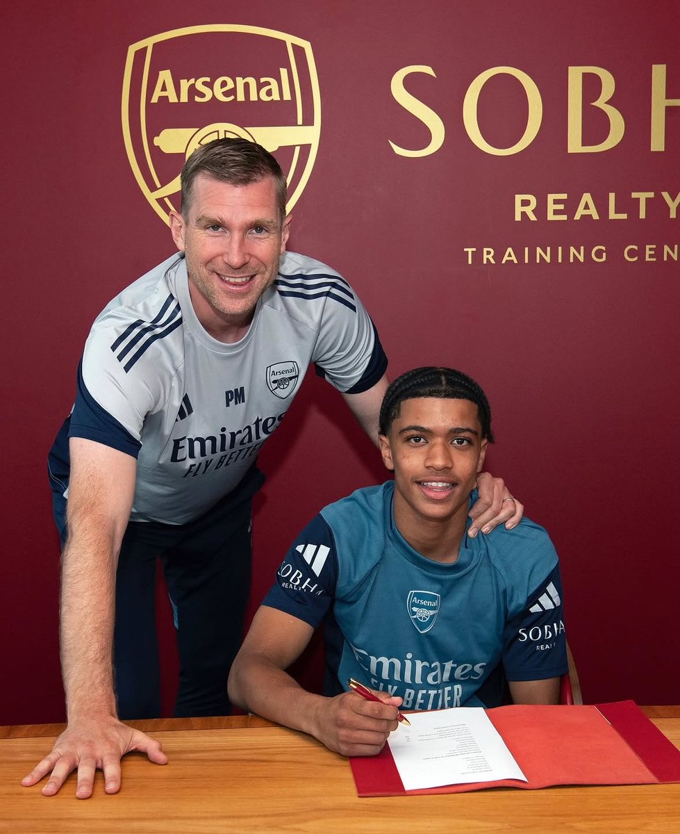 🚨 Official: Arsenal have reached an agreement with Victor Ozhianvuna (16) to join the club from Shamrock Rovers in January 2027, when he turns 18. ✅✍️

Welcome to The Arsenal, Victor! 💚