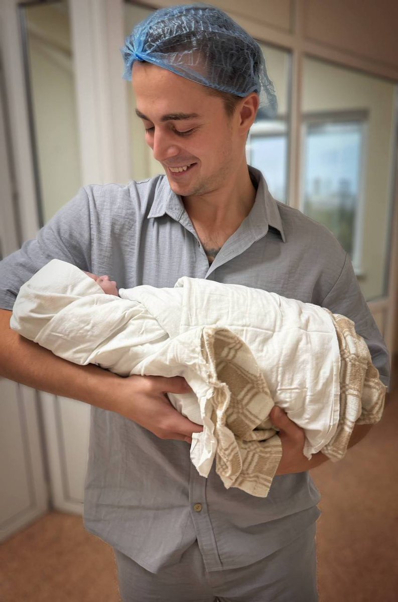 fs_gossips's tweet image. 🎉👶 Huge congratulations to Alena Kostornaia and Georgii Kunitsa on the arrival of their baby boy! 💙

#iceskate #iceskating #フィギュアスケート #figureskate #figureskating
