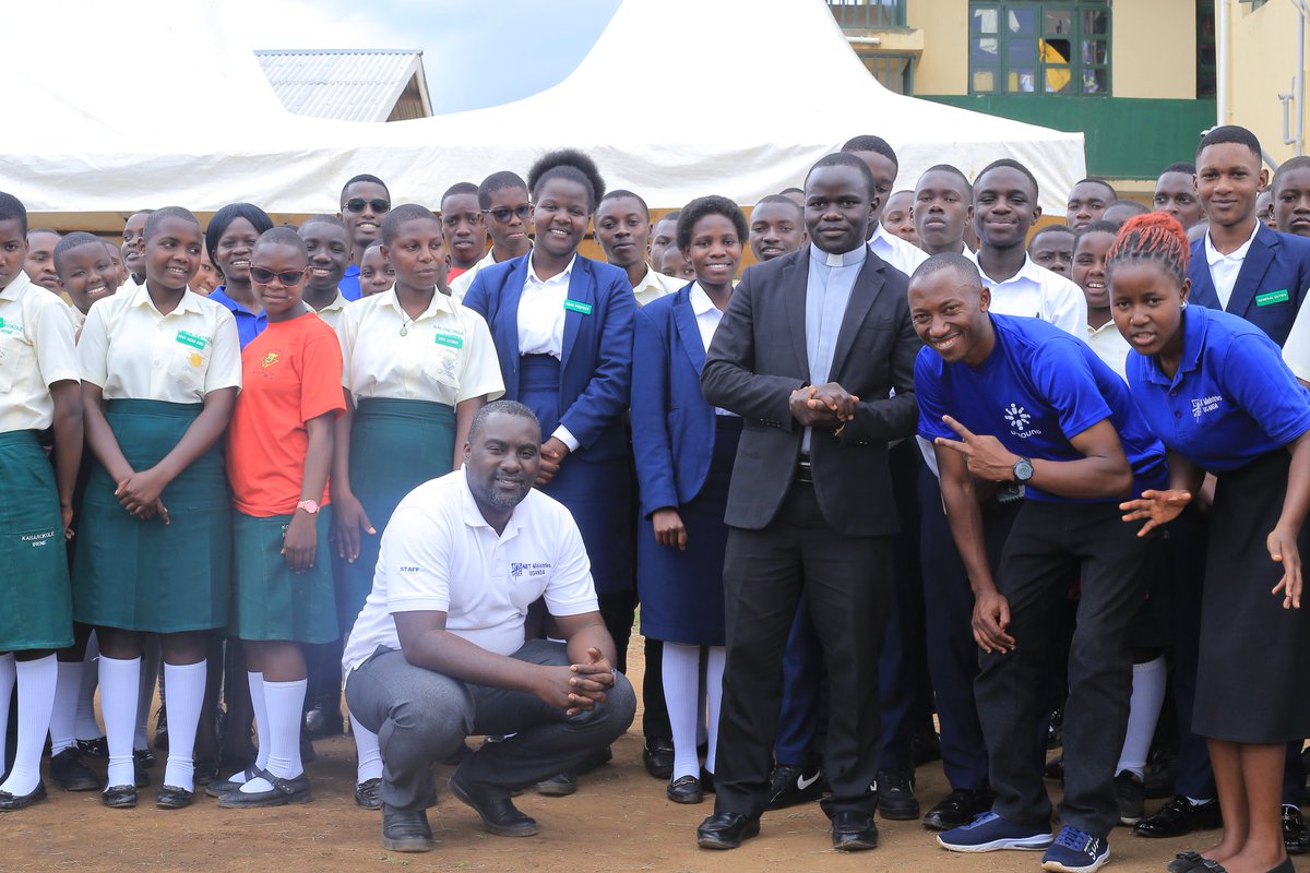 netuganda_20's tweet photo. #missions! Much blessed to be in "Divine Mercy SS"in fort-portal Diocese where we had a three day retreat under the theme "My life-My responsibility". drawn from Ecclesiastes 11:9. knowing that as young people its oky to have fun, but to remember everything will be accounted for. https://t.co/6PsB43zwd1