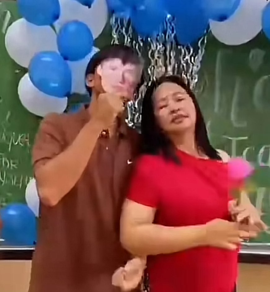 tyocolet's tweet photo. ang cute pls hwhxwzhwha😭😭😭 https://t.co/WnS1hdReB0
