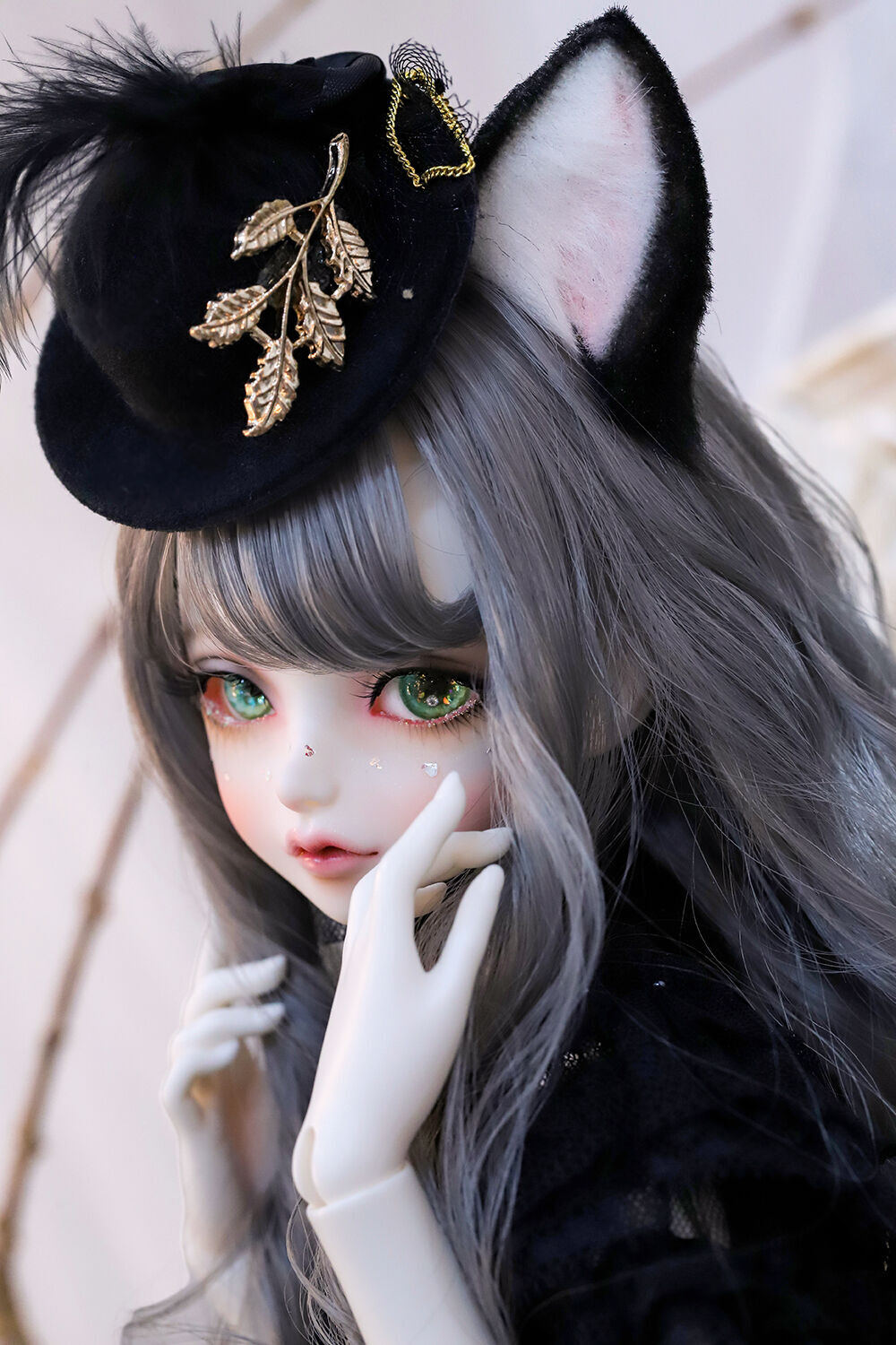 子猫ちゃん♡綺麗なオメメの美人さん♡アートドール♡ぬいぐるみ♡ ⚮̈ . . 今日はねずみちゃんと公園で読書