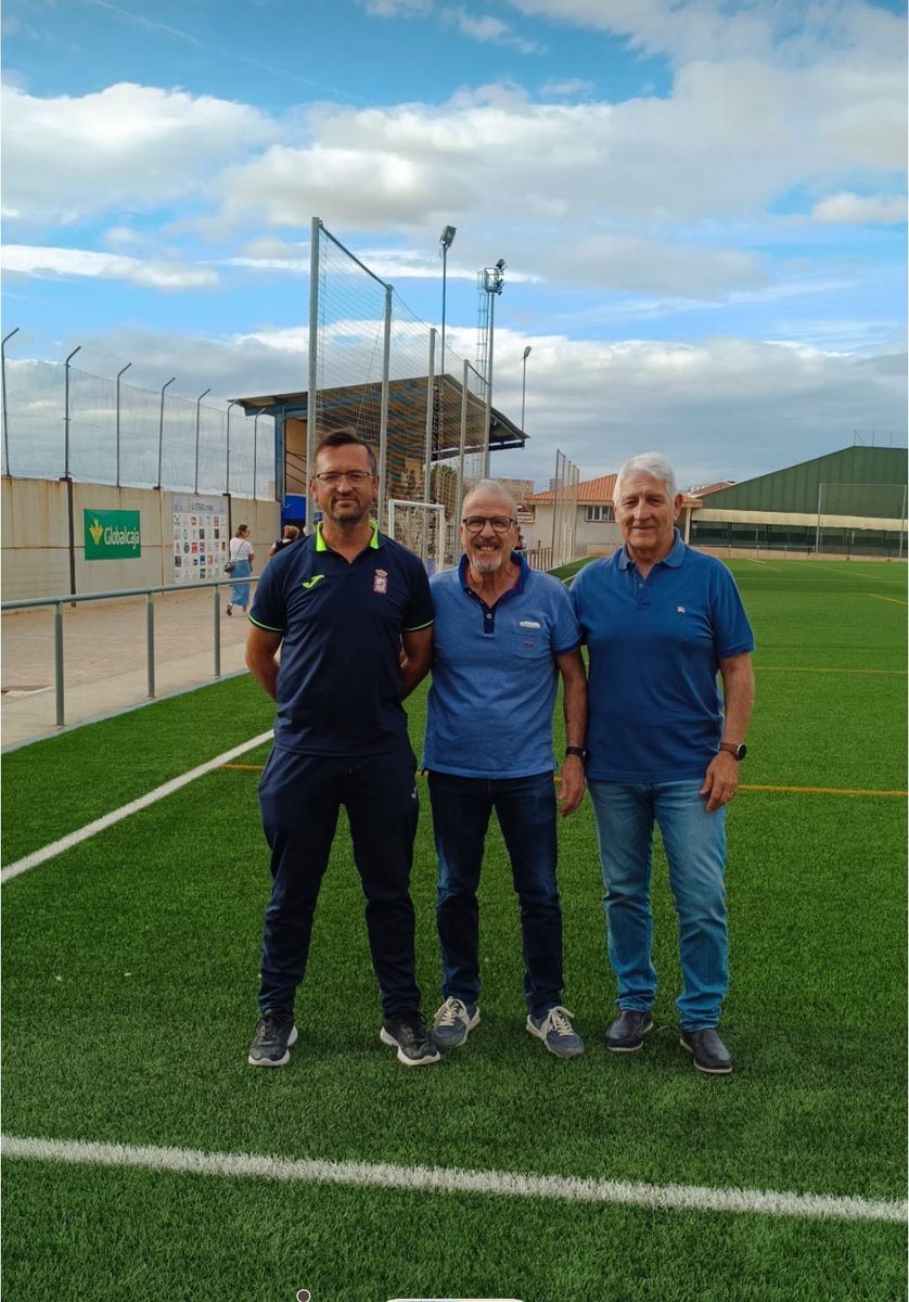 🤝 Presencia federativa durante el pasado fin de semana:

👤 <a href="/cava_javi/">Javi Cava</a> (delegado provincial Cuenca)
🎖️ ACDC Awards
🆚 CD Manchego Provencio - CP Cultural Valdeganga

#somosCLM | #agendaFFCM