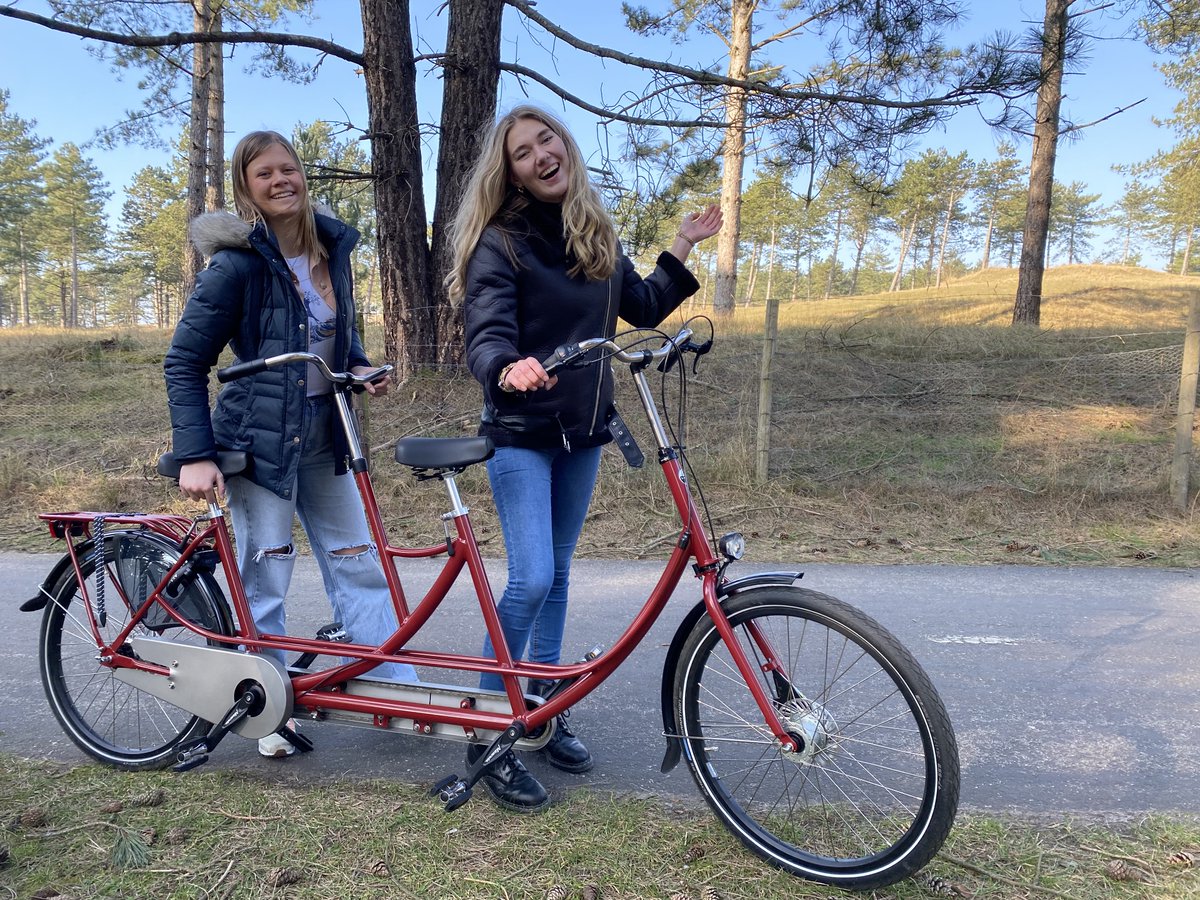 HavefunEvents's tweet image. 🚴‍♂️ Dubbel plezier op één fiets! 🚴‍♀️ Huur een tandem en ontdek de mooiste routes langs strand, duinen en natuur. 😄 Perfect voor vrienden, familie of collega’s!

 ✅ Boek nu via havefunevents.nl 

#Tandem #SamenFietsen #HaveFunEvents #OutdoorFun #Bollenstreek
