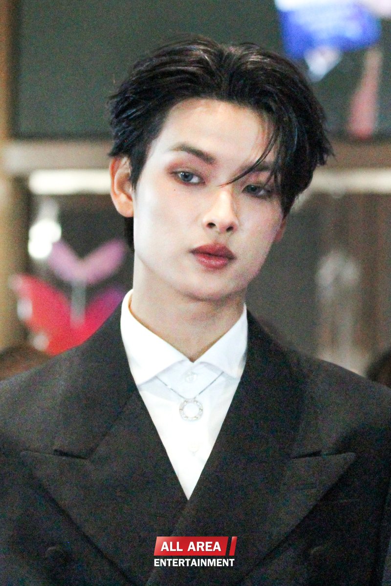allarea_ent's tweet photo. ขุนพล - BUS because of you i shine เข้าร่วมงาน Thailand Influencer Awards 2025 by Tellscore (#TIA2025) เวทีประกาศรางวัลสุดยอดอินฟลูเอนเซอร์

#KHUNPOL
#BUSbecauseofyouishine #TIA2025xBUS 
#ThailandInfluencerAwards2025 #TIA2025 #Tellscore #CreatorsOfChange
#ThailandInfluencer https://t.co/M67rlPm1ms